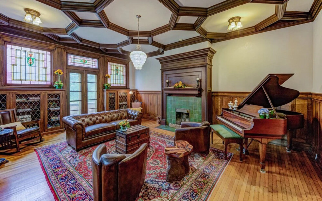 Oak Hall BnB