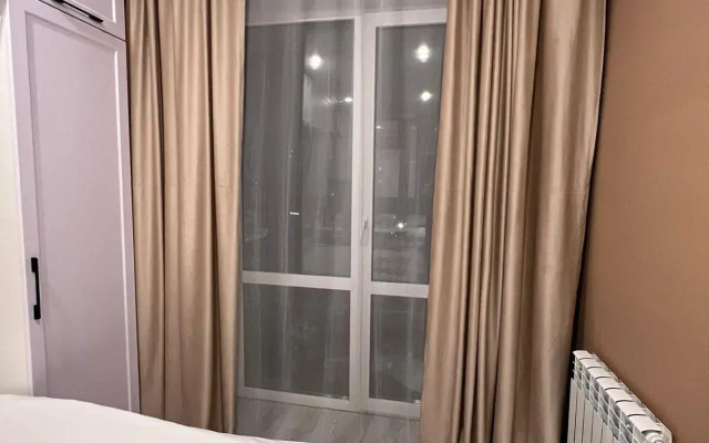 Rich House на проспекте Шахтёров 46/1