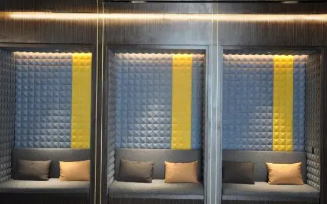 Homeinn Plus Hotel (Pei County Zhongjin Plaza)