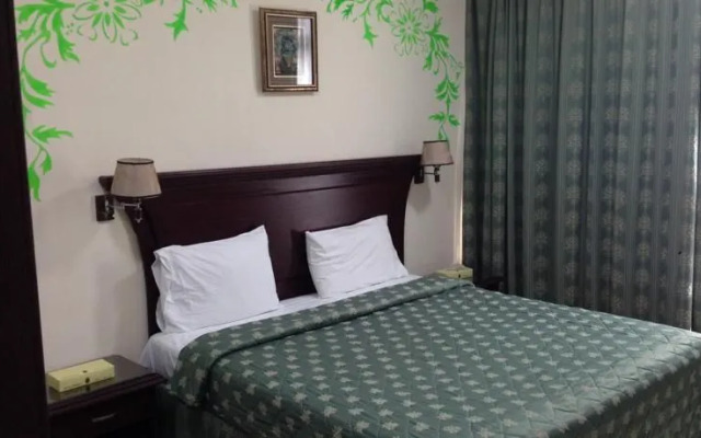 Liwa Plaza Hotel Apartments