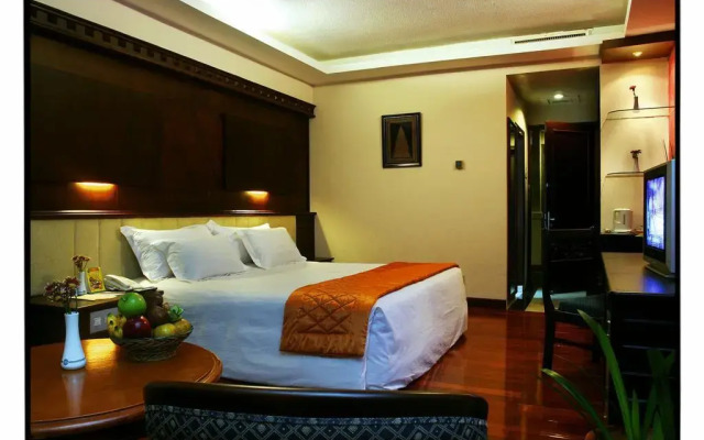 Capital O 1583 Mutiara Merdeka Hotel