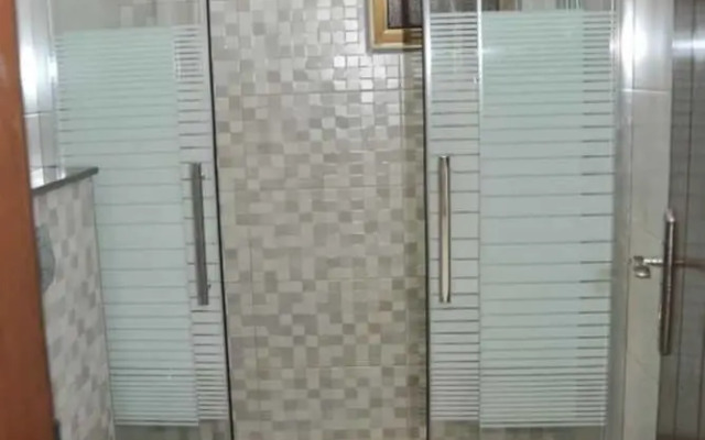 Amazing one Bedroom Apartment in Amman, Elwebdah 2