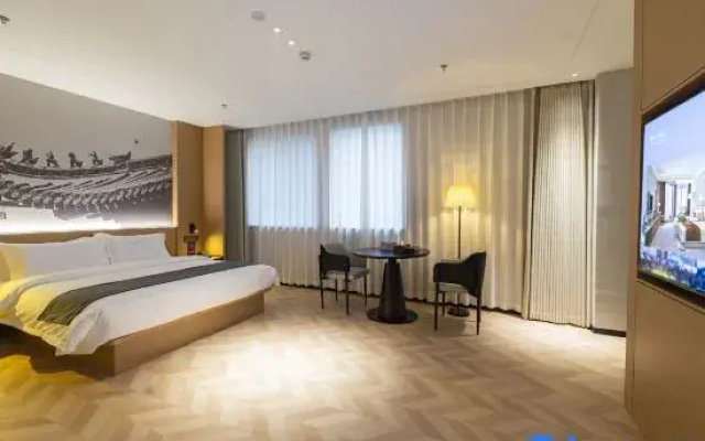 Xinghe Hotel (Fengcheng 2nd Road Bachenmen Subway Station)