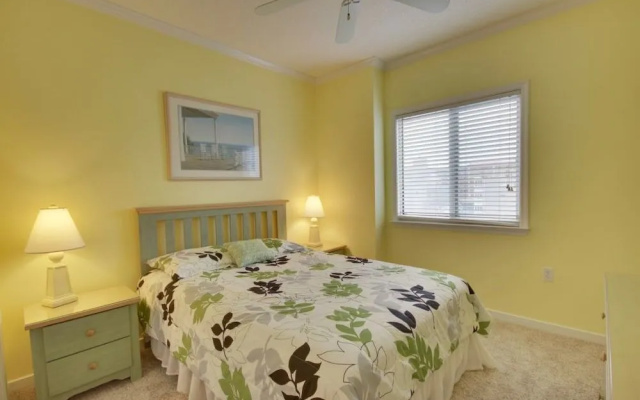 Oceanscape 201 - 3 Br Condo