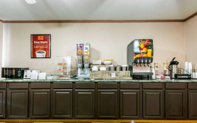 Econo Lodge Franklin South