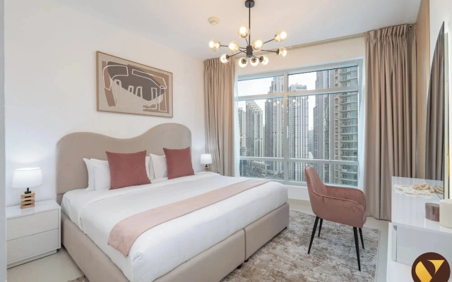 Vogue | The Lofts near Burj Khalifa | Dubai Mall