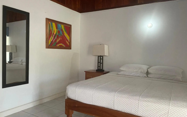 Gold Nugget Hotel