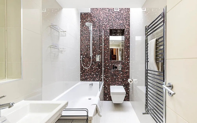Modern Airy 2-bed Gem in Trendy Stoke Newington