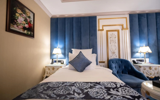 WA hotel