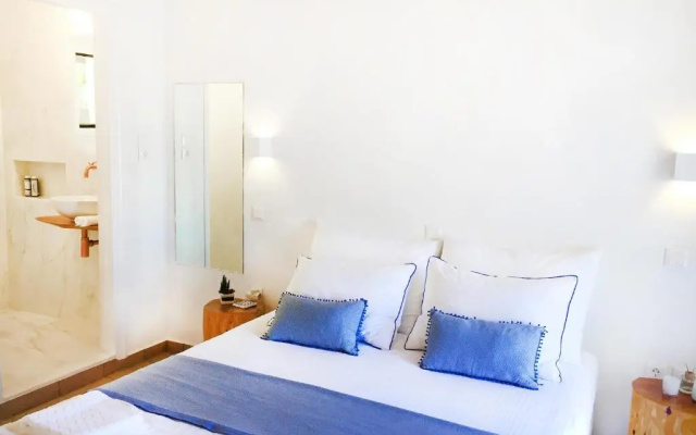 Loukia Studios & Suites