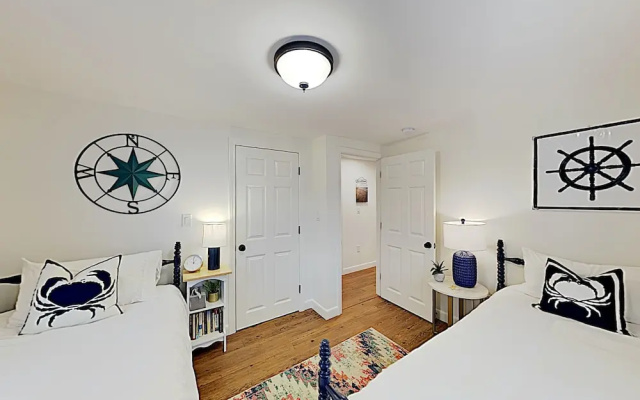25 Falmouth - 3 Br Duplex