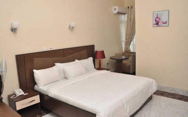 Top Rank Hotel Galaxy