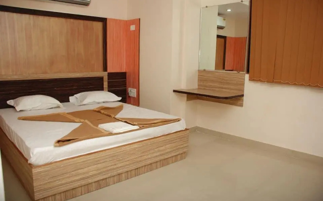 Hotel Rajmahal