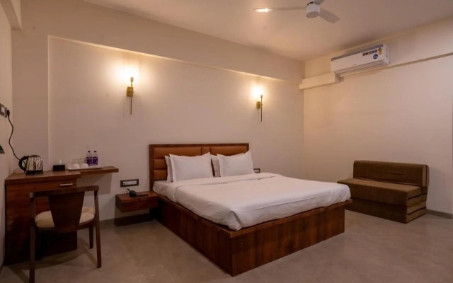 VITS Select Casuarina Diveagar