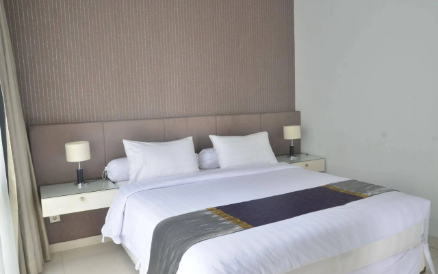 BreezeBlows City View 5BR with Pool + Familly Room