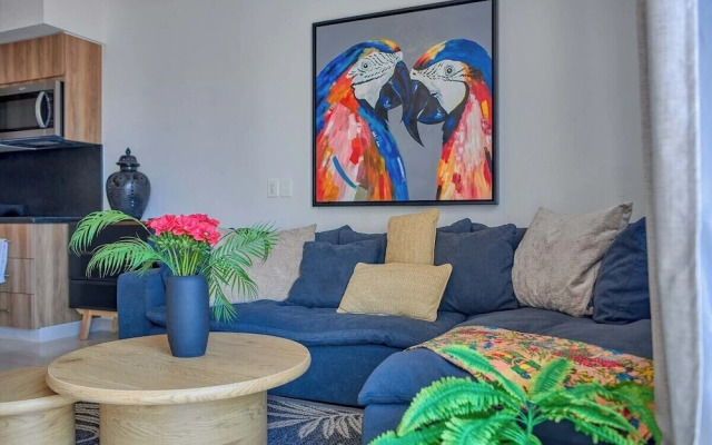 Cozy 1Br Apt - Pool - Gym - 2 Min to the Beach