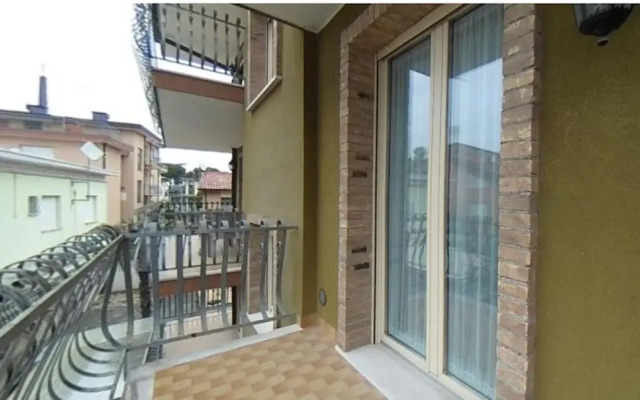 Central Apartment 150mt From the sea