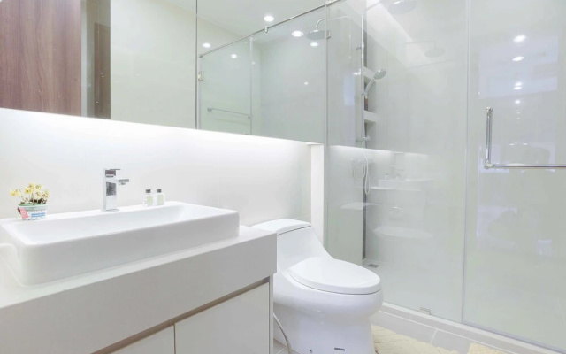Menam Residence By Favstay