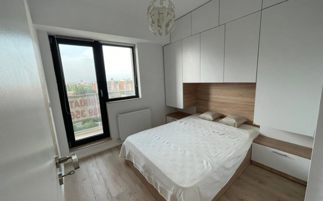 Emerald Luxury Apartment Near Presidential Palace