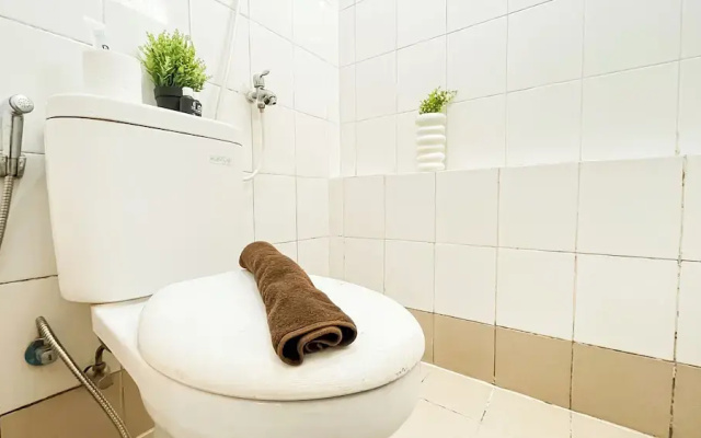 Good Deal And Homey 2Br Apartment Bassura City Near Mall