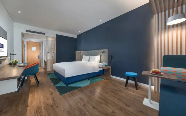 Holiday Inn Express Qingdao Chengyang Central by IHG