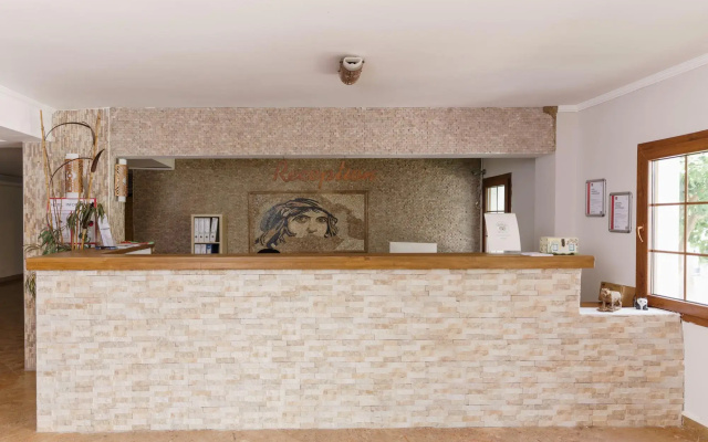 Costa Bitezhan Hotel