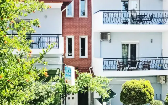 Orama House