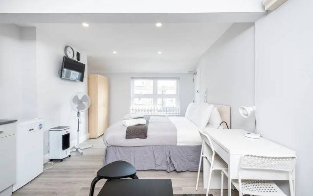 Superior Studio Apartments