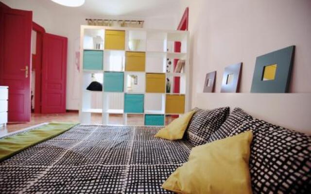 Giulia Halldis Apartment