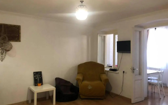 31 Toidze Apartment