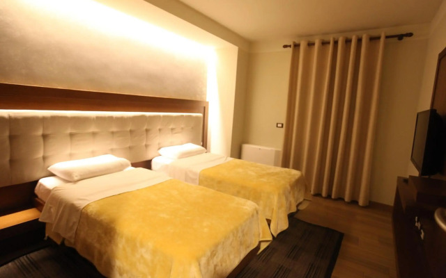 Hotel Alpin