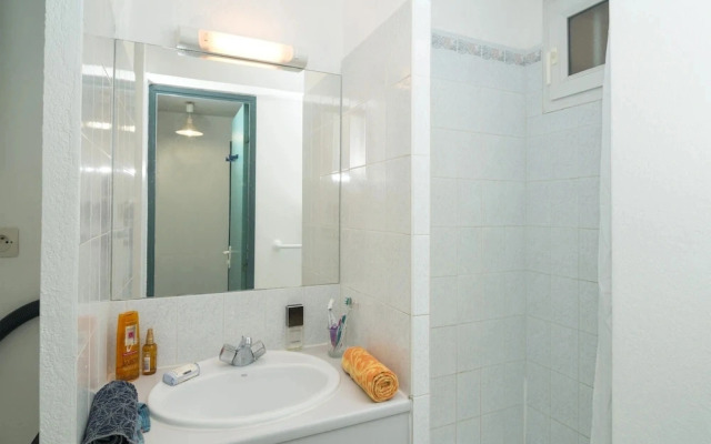 Spacious Coastal Stay for 8 in Cap D'agde