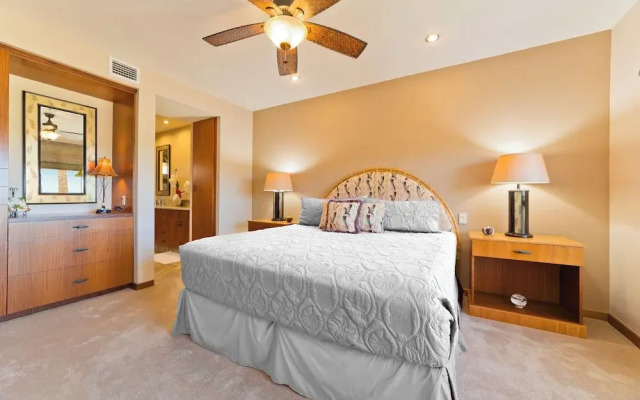 Hilton Pool Pass Luxurious Penthouse Oasis