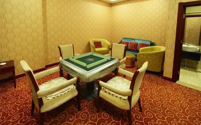 Penglai Huaxi Hotel