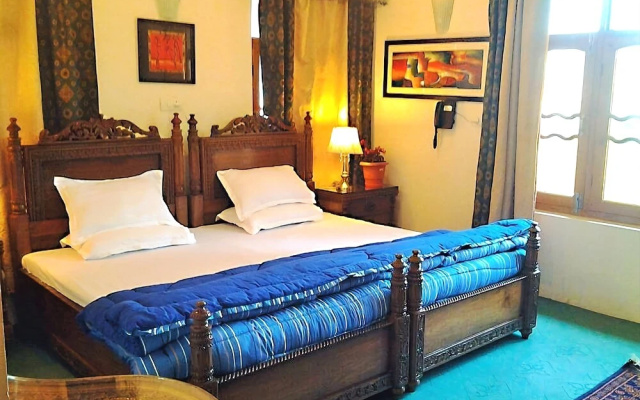 Hotel Ronak Resort