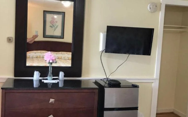 Royale Coach Motor Lodge