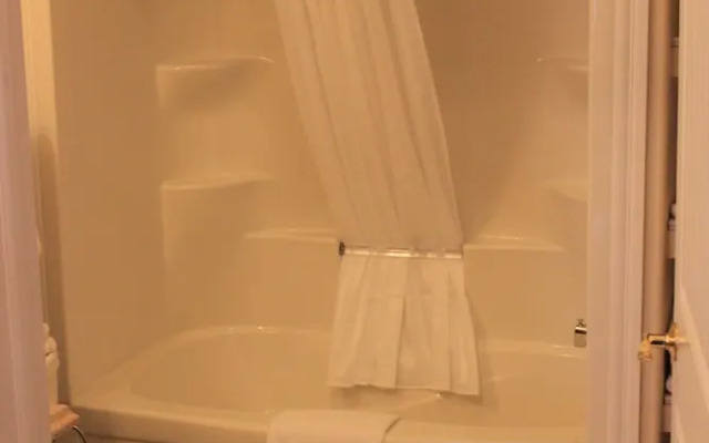 Revere Executive Suites