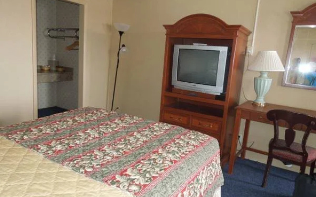 Central Plaza Hotel