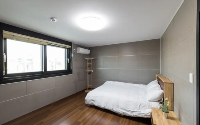 Uljin Blue Ara Pension
