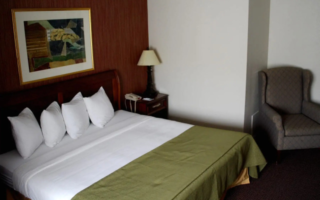 Watertown Travelodge