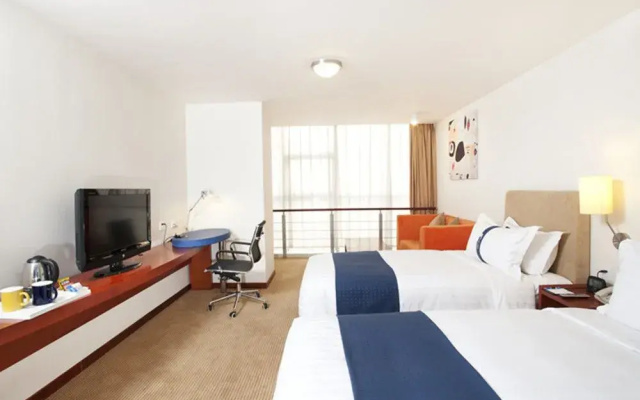 Holiday Inn Express Tiajin Dongli
