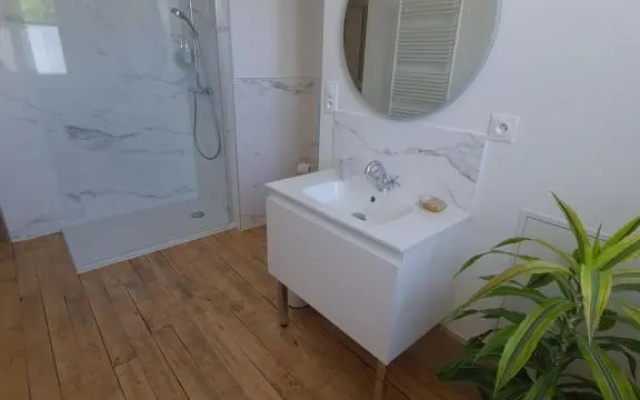 Maison D'hotes Au Cœur Des Lacs (Adults Only)