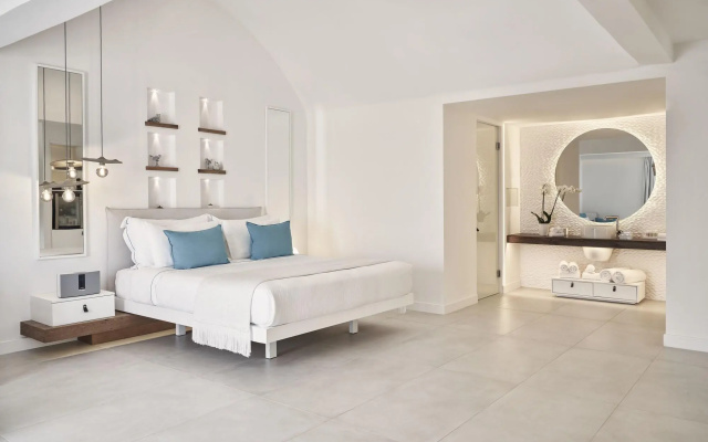 Nikki Beach Resort & Spa Santorini