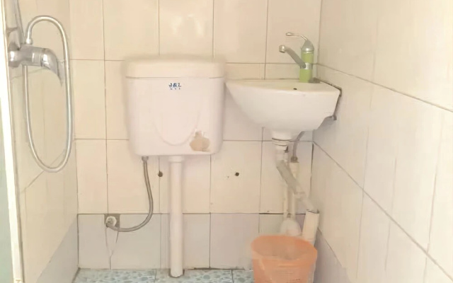 Qiaotou Hotel