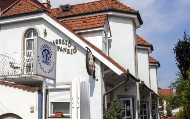 Hotel Passzio Panzio вид на фасад