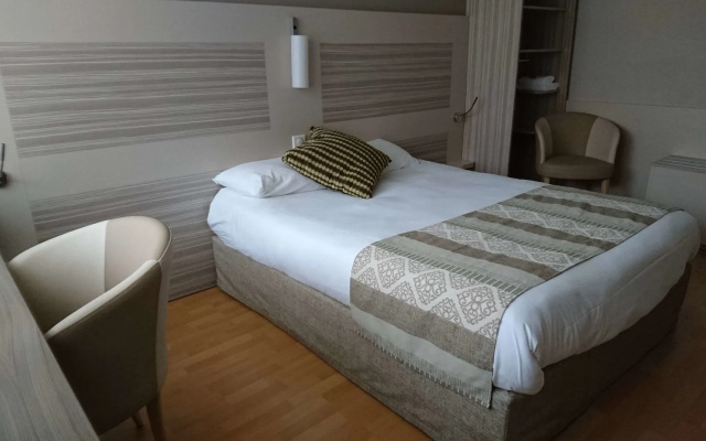 Hotel Kyriad Toulouse Sud - Roques