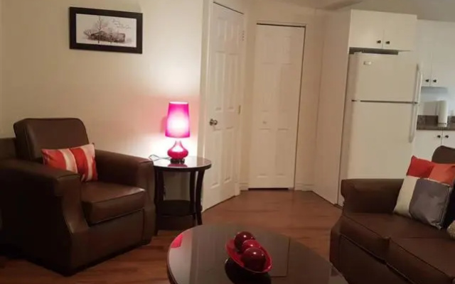 Two-Bedroom Apartment Sweet #4 by Amazing Property Rentals