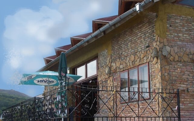 Отель Casa De Artes Guest House Балчик вид на фасад