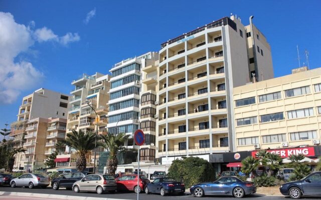 Отель Sliema Marina Hotel Мальта, Слима - отзывы, цены и фото номеров - забронировать отель Sliema Marina Hotel онлайн вид на фасад