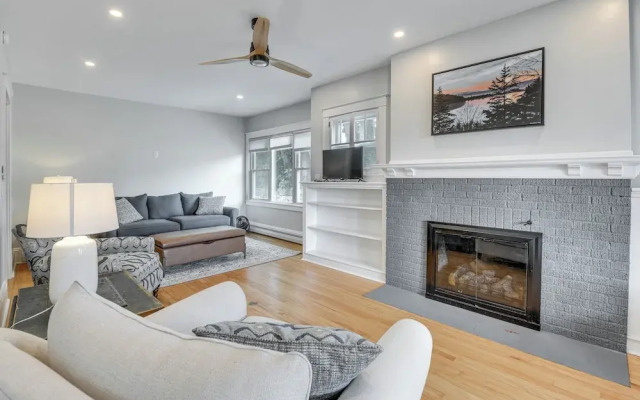 Charming Ticonderoga Home - Walk to Downtown!